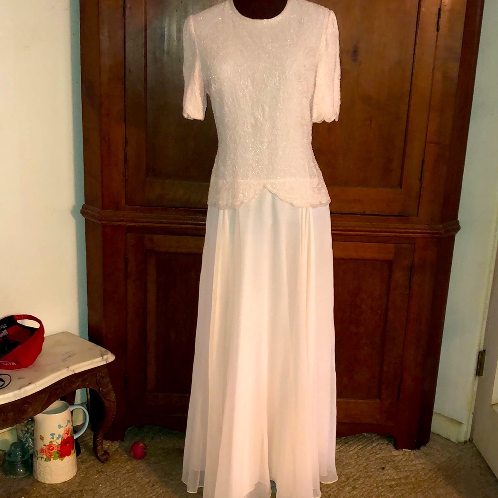 Brilliante by J.A. Vintage Beaded palest Pink Formal Dress size P/S Maxi